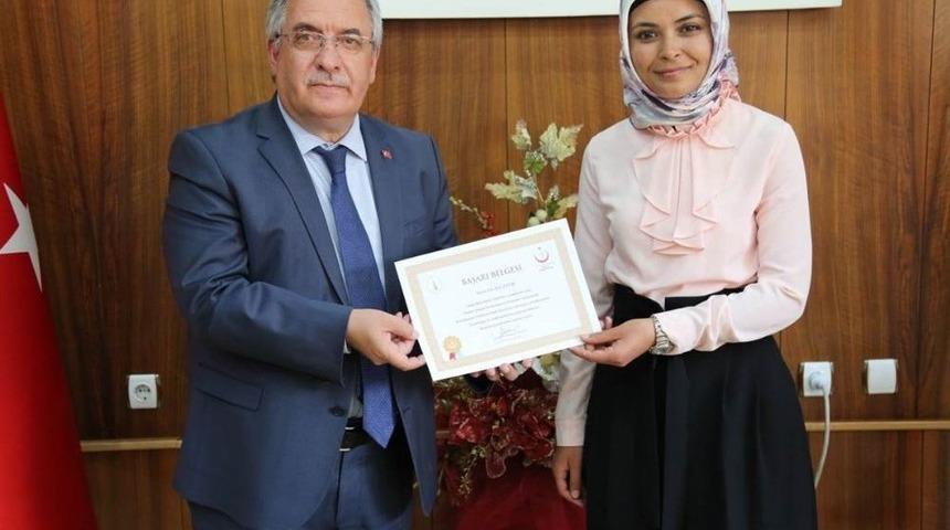 K&uuml;tahya&rsquo;da, Zeytin Dalı Harekatı&rsquo;na G&ouml;n&uuml;ll&uuml; Katılan Sağlık &Ccedil;alışanlarına Teşekk&uuml;r Belgesi