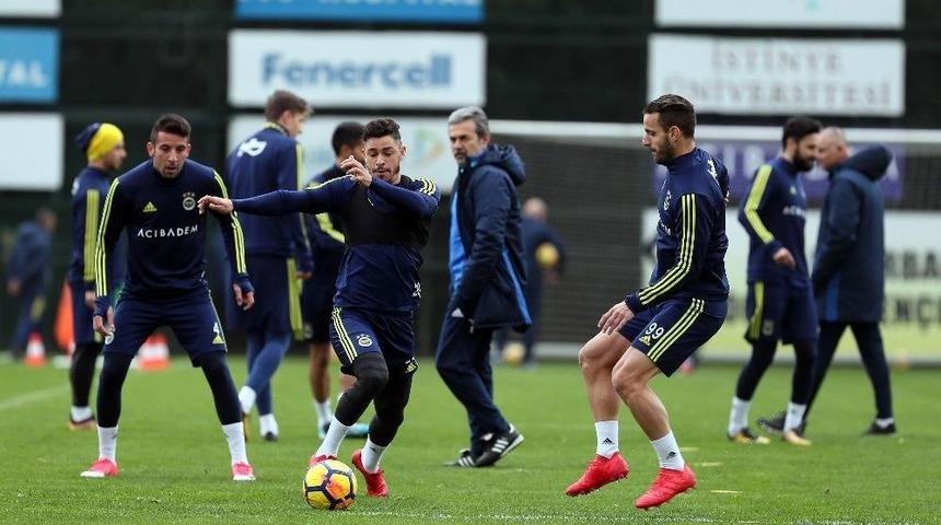 Fenerbah&ccedil;e&rsquo;de Başakşehir Hazırlıkları Başladı