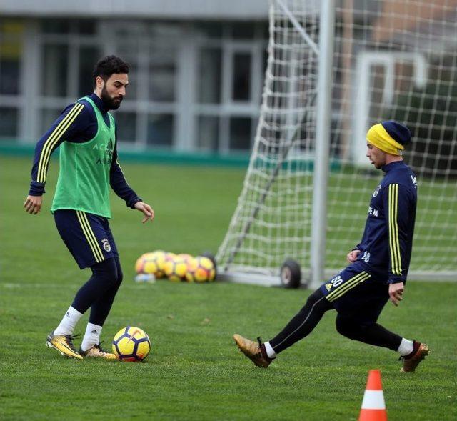 Fenerbah&ccedil;e&rsquo;de Başakşehir Hazırlıkları Başladı 1