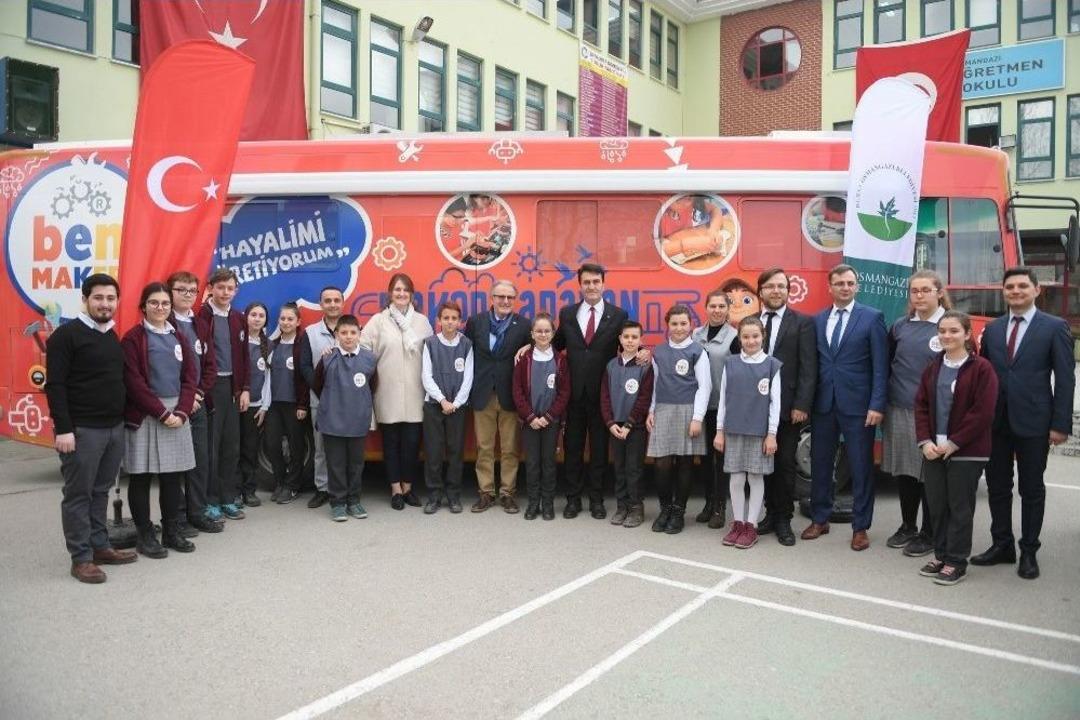 Geleceğin Kaşifleri Bu Otob&uuml;sten &Ccedil;ıkacak