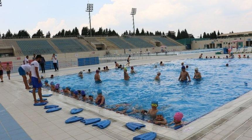 Yunusemre&rsquo;de Y&uuml;zme Kursları Başladı