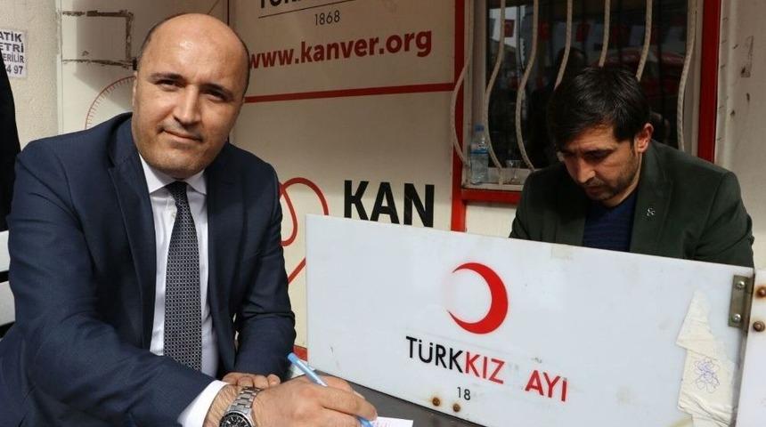 Mhp&rsquo;den Kızılay&rsquo;a Kan Bağışı