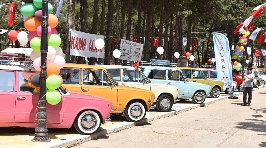 Kepez&rsquo;de Klasik Otomobiller Buluşuyor