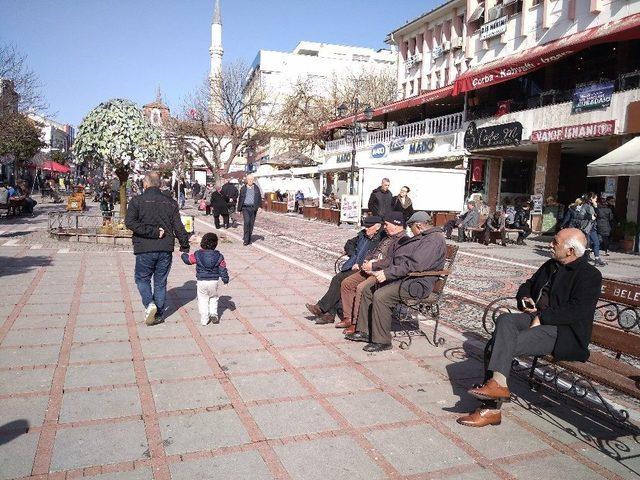 Edirne’de Yalancı Bahar