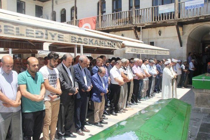 Fırat Nehri’nde Boğulan Kuzenler Yan Yana Defnedildi G3