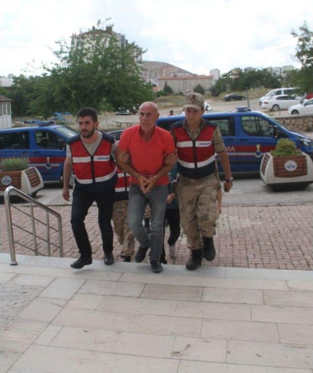 Elazığ’da Fetö Ve Pkk Operasyonu: 4 Gözaltı