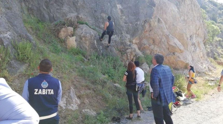 Cankul, Kaya Tırmanışı Yapan Sporcuları Ziyaret Etti