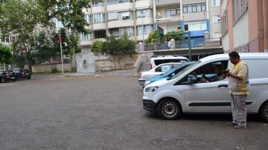 Balpark Okul Bah&ccedil;elerini Otoparka D&ouml;n&uuml;şt&uuml;rd&uuml;