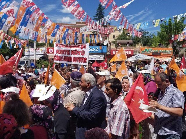 Milletvekili Demir, Pınarbaşı İlçesinde Miting Düzenledi