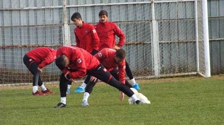 Diyarbekirspor, &Uuml;st &Uuml;ste Yapacağı Ma&ccedil;lara Kilitlendi