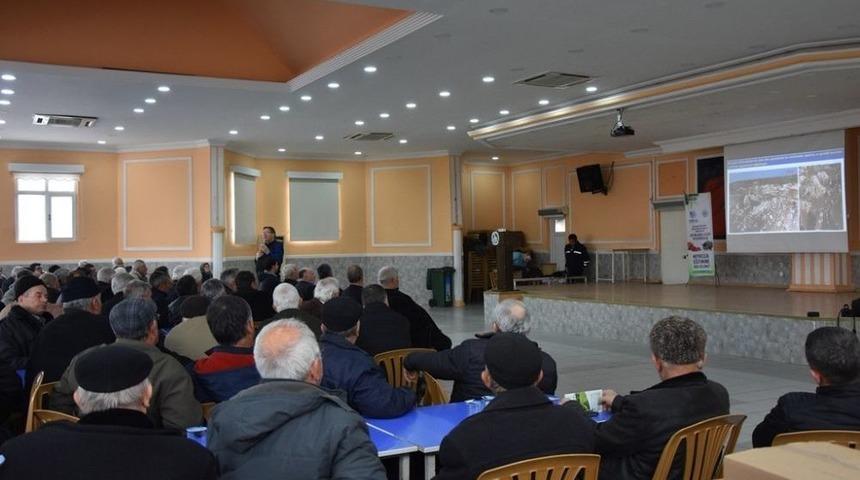 Kiraz, Zeytin Ve &Uuml;z&uuml;m Yetiştiriciliği Konulu Eğitim D&uuml;zenlendi