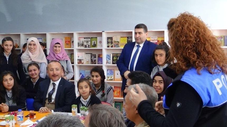Siirt&rsquo;te Şehit Emniyet M&uuml;d&uuml;r&uuml; Adına K&uuml;t&uuml;phane A&ccedil;ıldı