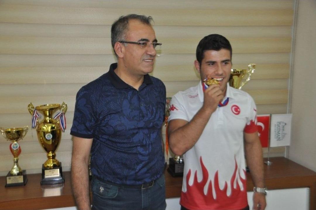 Batmanlı Sporcu 3&rsquo;&uuml;nc&uuml; Kez D&uuml;nya Şampiyonu Oldu