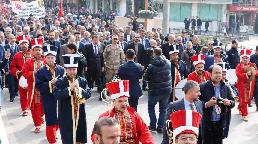 Kahramanmaraş&rsquo;ta Kortej Y&uuml;r&uuml;y&uuml;ş&uuml;