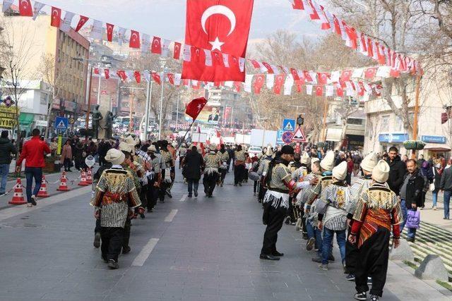 Kahramanmaraş’ta Kortej Yürüyüşü