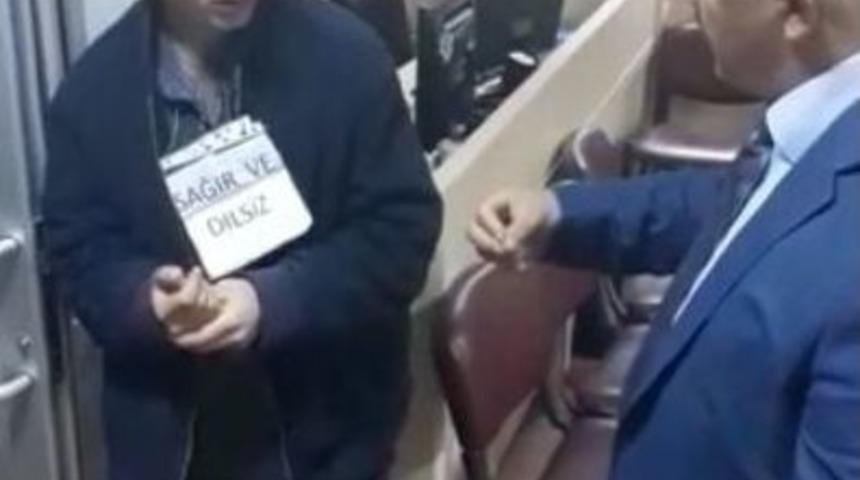 Sağır Ve Dilsiz Numarası Yapan Dilenci, Zabıta Karşısında Bülbül Kesildi