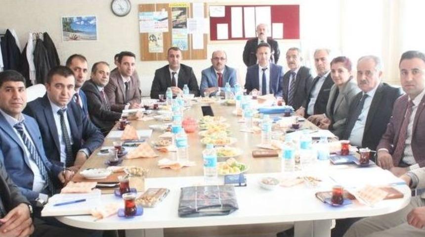 Van&rsquo;da Halk Eğitim Merkezi M&uuml;d&uuml;rleri Toplantısı