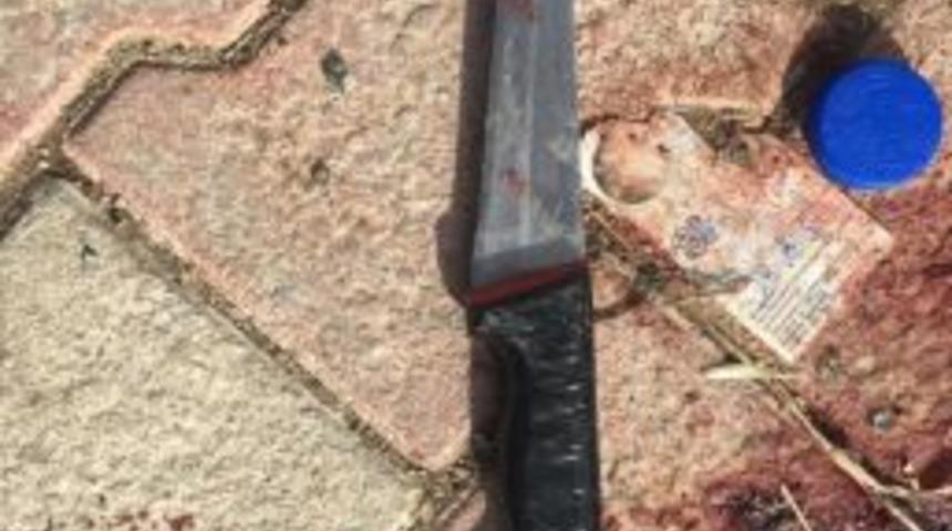 Afyonkarahisar’da Bıçaklı Kavga, 1 Kişi Öldü, 2 Kişi De Yaralandı