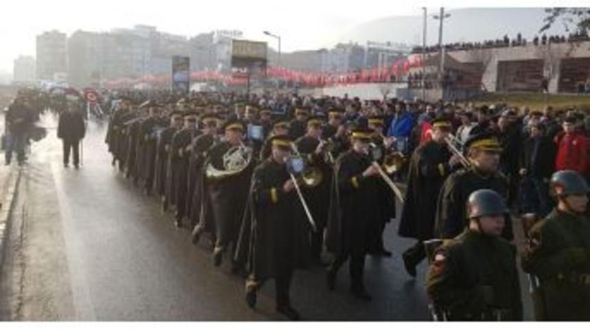 Şehit &Ouml;mer Bilal Akpınar, Cenaze Namazı İ&ccedil;in Kent Meydanı&rsquo;na Getirildi