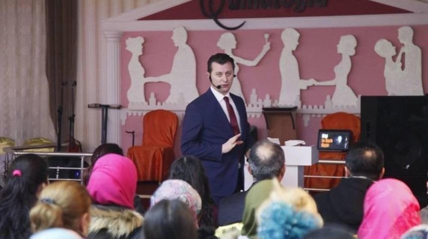 Ak Parti Odunpazarı İl&ccedil;e Teşkilatı Eğitim &Ccedil;alışmalarını 2. Etabını Tamamladı