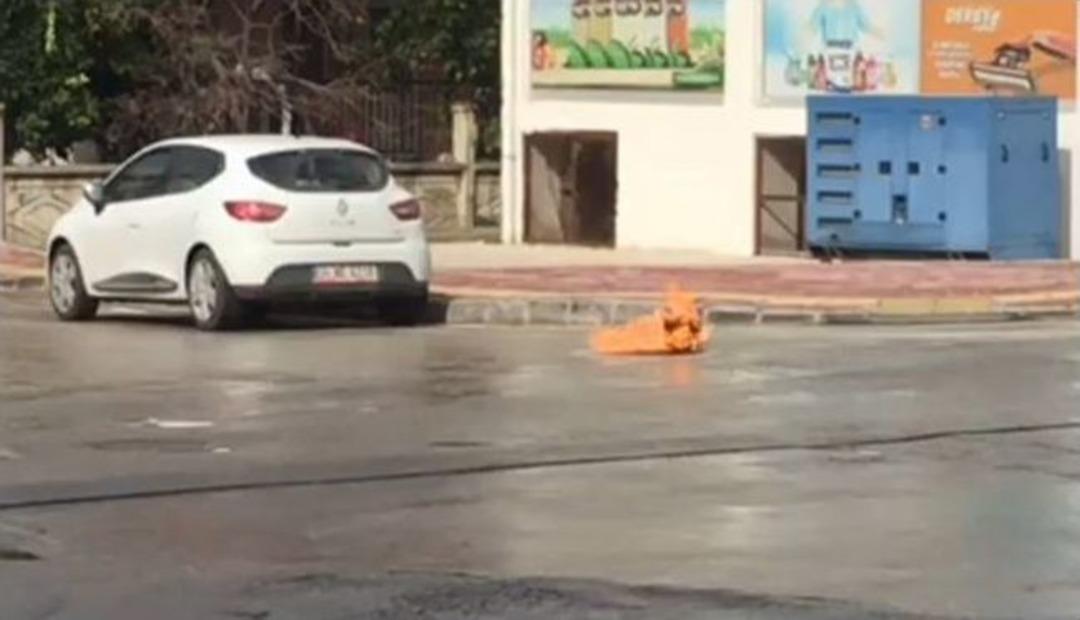 Yol Ortasında Alev Alan Piknik T&uuml;p Bomba Gibi Patladı