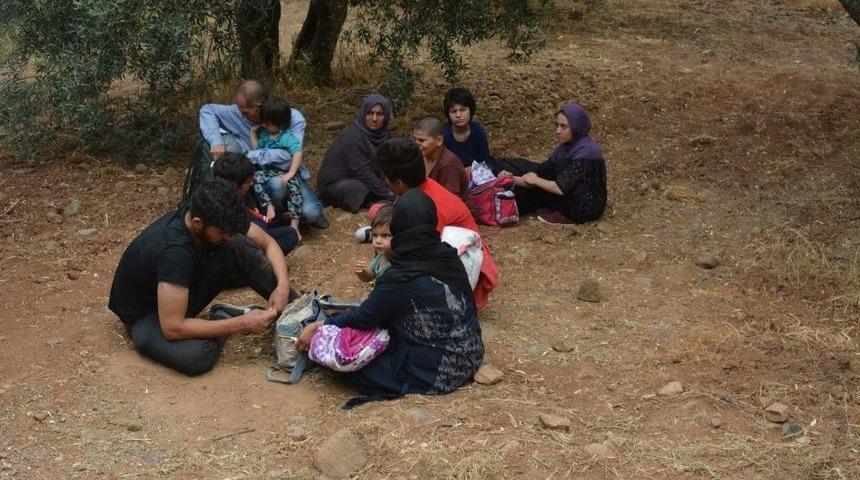 &Ccedil;anakkale&rsquo;de 20 Ka&ccedil;ak G&ouml;&ccedil;men Yakalandı