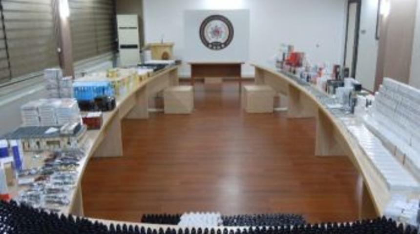 Denizli&rsquo;de Ka&ccedil;ak Elektronik Sigara, Likit Ve Cinsel İ&ccedil;erikli &Uuml;r&uuml;nler Ele Ge&ccedil;irildi
