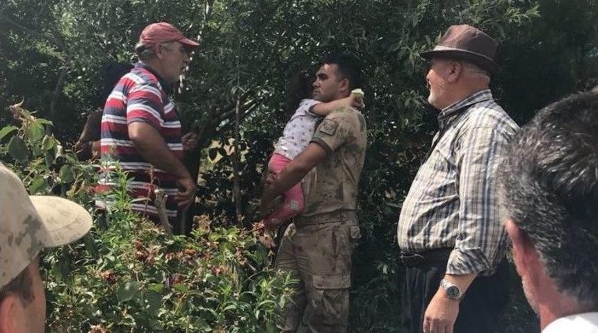 Elazığ’da Kayıp Olan Küçük Kızı, Jandarma Ekipleri Buldu