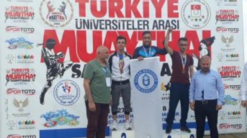Ad&uuml;, Muaythai&rsquo;de T&uuml;rkiye Şampiyonu Oldu