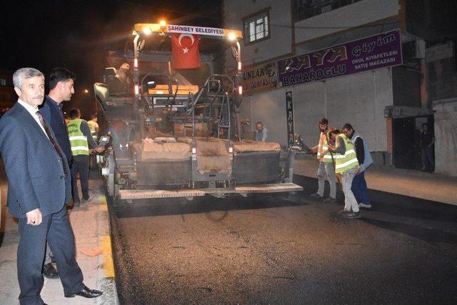 Şahinbey’de Asfaltlama Çalışmaları Gece Gündüz Devam Ediyor