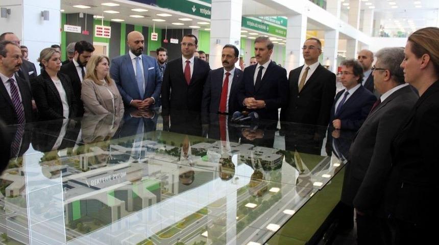 Şehir Hastanesi’nde Açılış Öncesi Son İncelemeler Yapılıyor