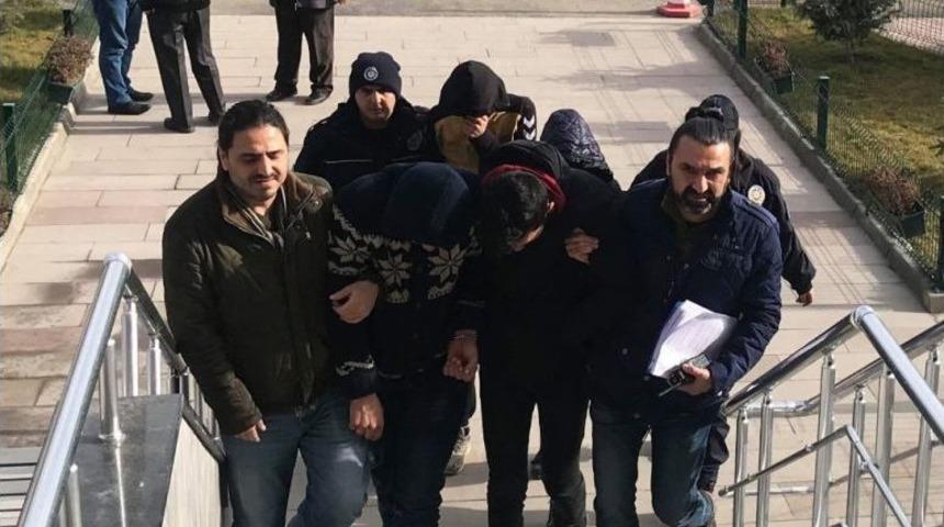 Ak&uuml; Hırsızları Serbest Kaldı