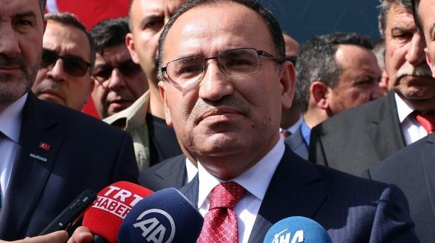 Bekir Bozdağ: "yaşanan 15&rsquo;ler Olayı T&uuml;rk Siyasi Tarihinin Siyasi Ahlaksızlık Abidesidir"