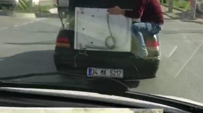 (&ouml;zel) Otomobilin Bagajında &Ccedil;amaşır Makinesiyle Akıl Almaz Yolculuk Kamerada