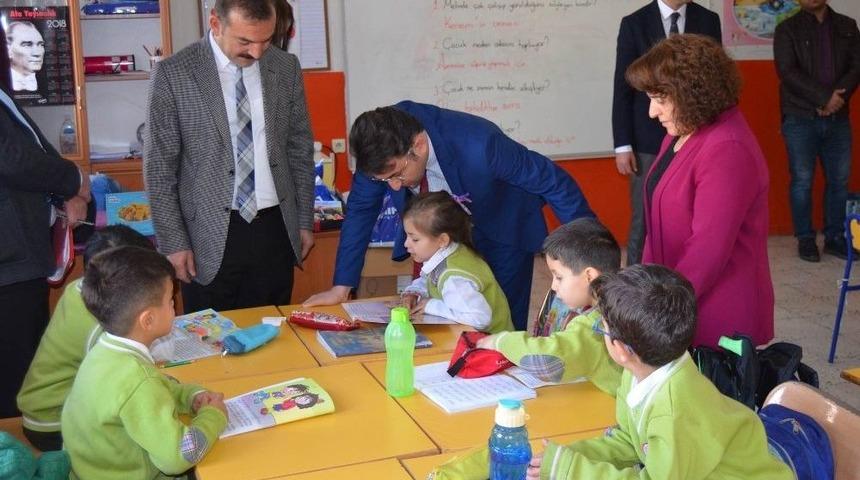 Kaymakam &Ccedil;am, &Ouml;ğrencilerle Bir Araya Geldi