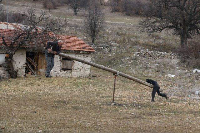 ’cungurdaş’ Oyununu Yaşatmaya Çalışılıyorlar