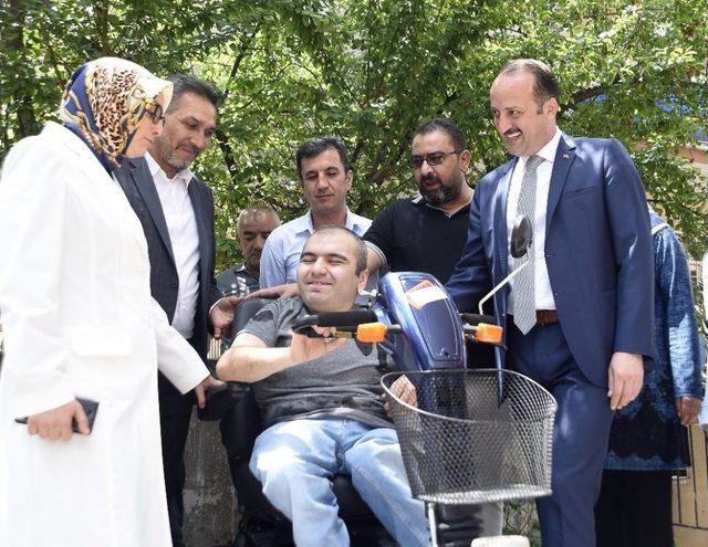 Akg&uuml;l Ve &Ccedil;am&rsquo;dan Y&uuml;zleri G&uuml;ld&uuml;ren Ziyaret 2