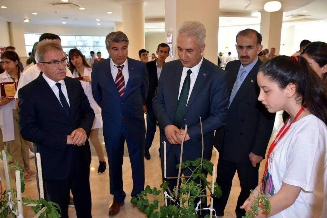 Aliağalı &Ouml;ğrencilerden &rsquo;t&uuml;bitak Bilim Fuarı&rsquo;