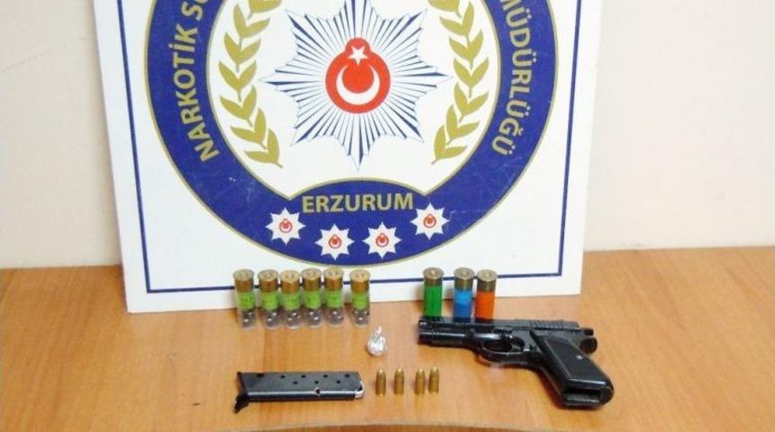 Yolcu Otob&uuml;s&uuml;nde 6 Kilo 32 Gram Eroin Ele Ge&ccedil;irildi