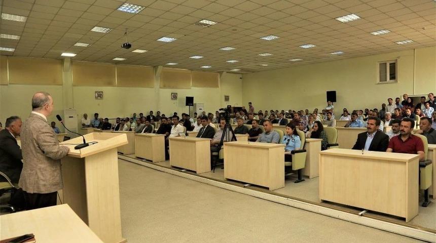 Başkan &Ouml;zg&ouml;k&ccedil;e Personeliyle Bayramlaştı