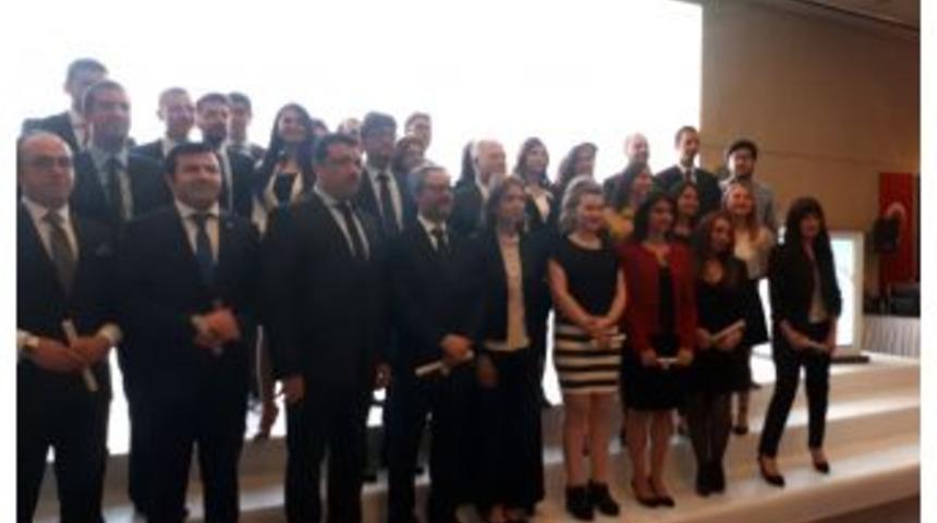 Jean Monnet Programı Bursiyerleri Sertifikalarını Aldı