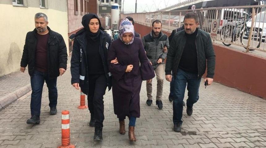 Bylock Operasyonunda G&ouml;zaltına Alınan İki Kişi Adliyeye Sevk Edildi