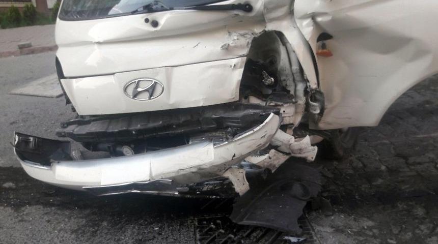 Hırsızlık Ş&uuml;phelisi Şahıslar Ortalığı Savaşa Alanına &Ccedil;evirdi