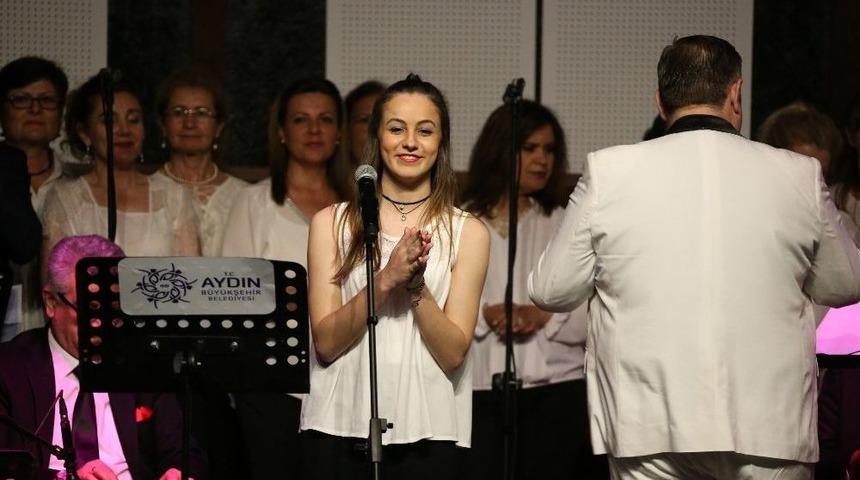 Karacasu&rsquo;da Unutulmaz Yeşil&ccedil;am Konseri