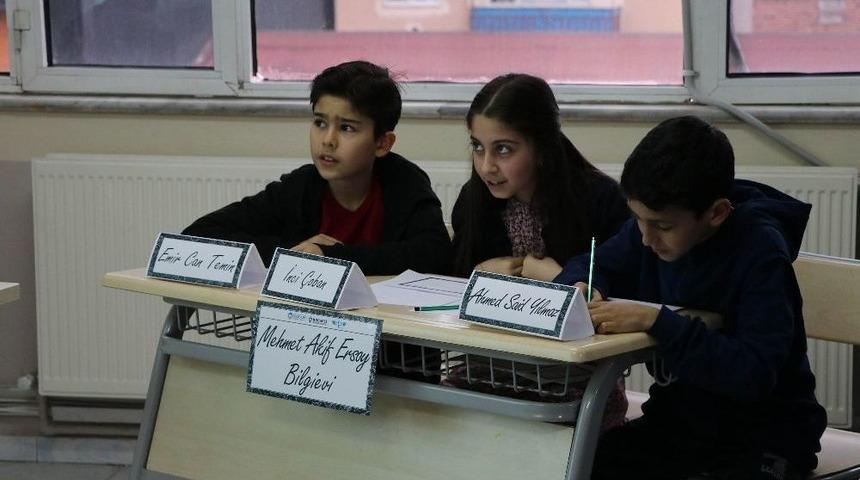 Bilgi Ve K&uuml;lt&uuml;r Yarışması&rsquo;nda Finale Gelindi