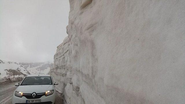 Burası Kutuplar Değil, Van
