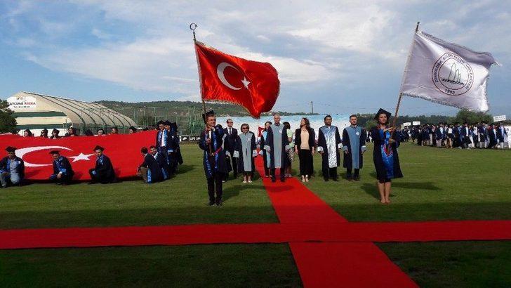 Beü Çaycuma Myo Ve Gökçebey Mithat-mehmet Çanakçı Myo Görkemli Bir Törenle Mezunlarını Verdi G1