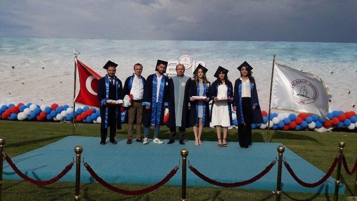 Beü Çaycuma Myo Ve Gökçebey Mithat-mehmet Çanakçı Myo Görkemli Bir Törenle Mezunlarını Verdi G3