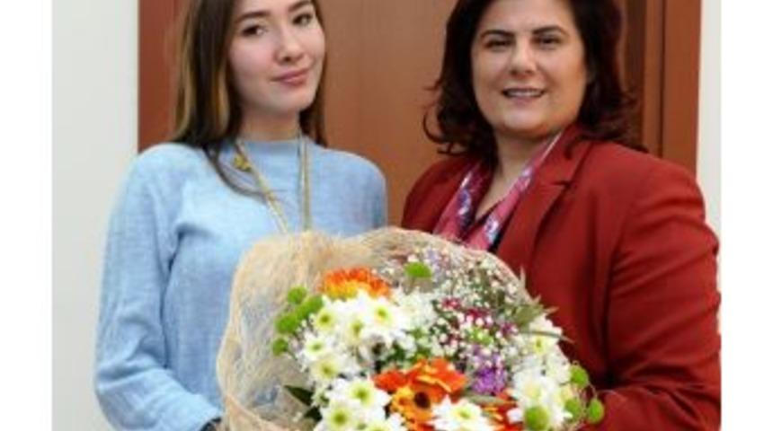 Aydın&rsquo;ın Gururu Şampiyonluğu &Ccedil;er&ccedil;ioğlu&rsquo;na Hediye Etti