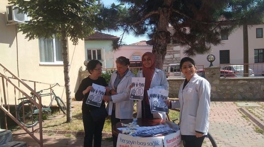 Kula&rsquo;da Aşı Bilgilendirme Standı A&ccedil;ıldı